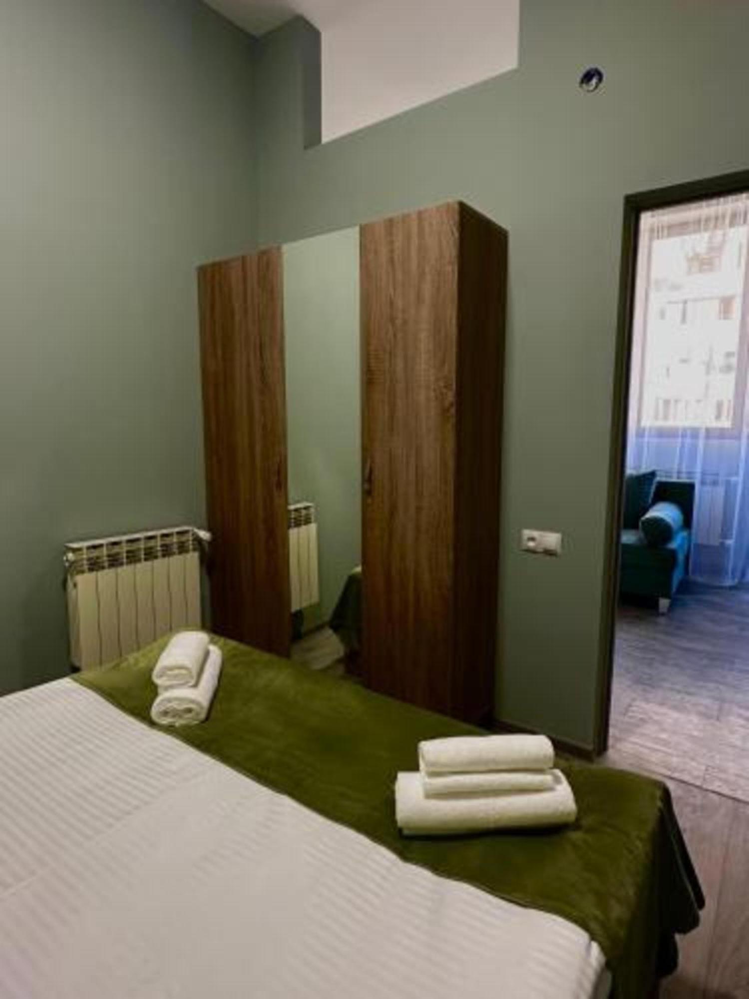 Hotel Menua エレバン 部屋 写真